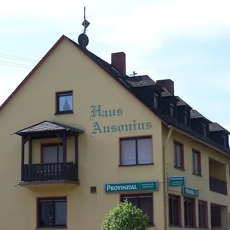 Kro Haus Ausonius *